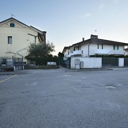 Welc-om Vigonovo Apartment